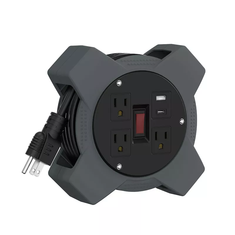 3 आउटलेट यूएसबी प्लास्टिक कॉर्ड रील 20 फीट 3 आउटलेट यूएसबी प्लास्टिक कॉर्ड रील 20 फीट